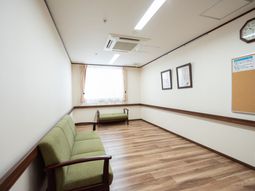 清潔感のある休憩スペース