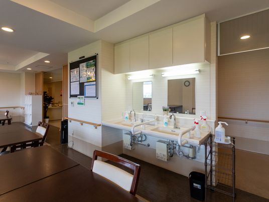 ゆとりあるキッチンスペース