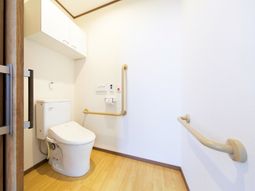 バリアフリーのトイレ設備