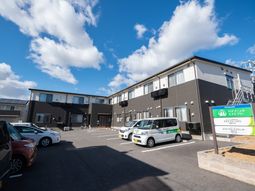 広々とした施設外観