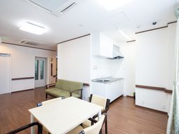 明るい共用スペース