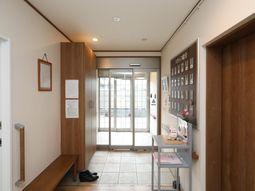 エントランスホールの様子