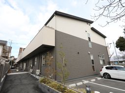 現代的な建物の外観