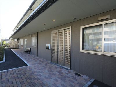 快適なエントランス外観