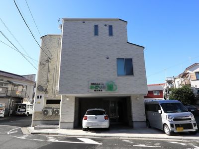 清潔感ある建物の外観