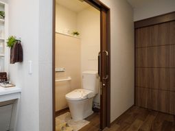 清潔感あるトイレスペース