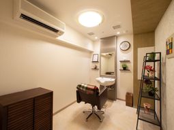 清潔な洗面台と装飾