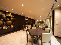 共有ダイニング空間