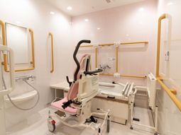 バリアフリー設計の洗面台