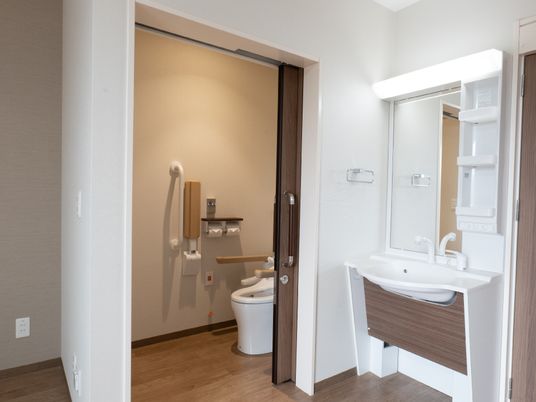 バリアフリー浴室洗面台