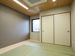 清潔な和室の内観