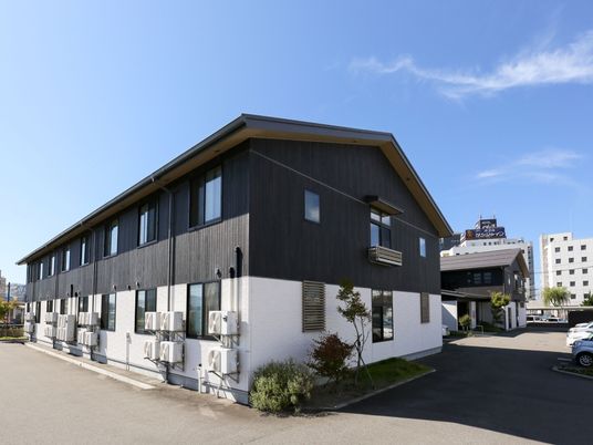 清潔感ある施設の外観