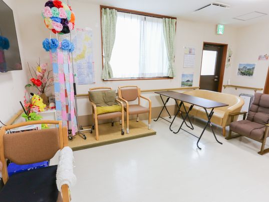 暖かい雰囲気の休憩室