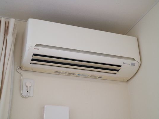 設備整備されたエアコン