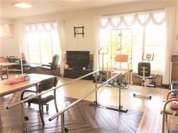 明るい機能訓練室