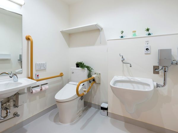 バリアフリーなトイレ空間