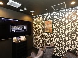 モダンな休憩スペース