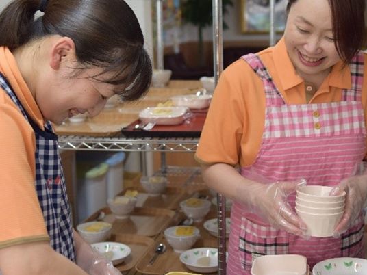 調理補助の職員  