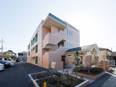 整備された施設の外観