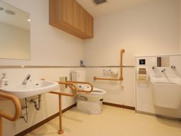 バリアフリー設計の洗面台