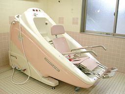 特殊浴槽の設備