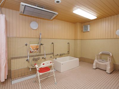 快適な介護環境の浴室