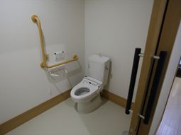 バリアフリー対応トイレ