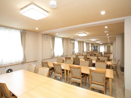 広々としたダイニング