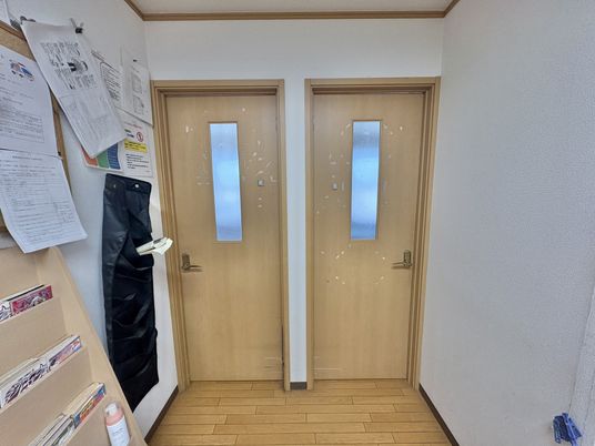 廊下のドア