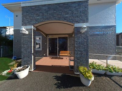 落ち着いた雰囲気の入口