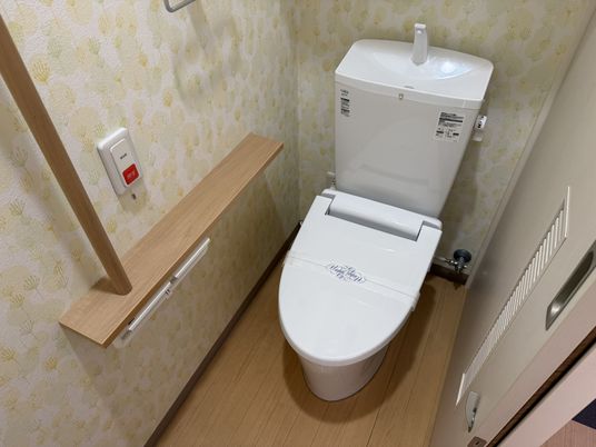 明るいトイレ空間