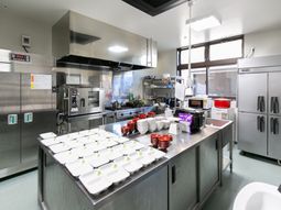 清潔なキッチンの様子