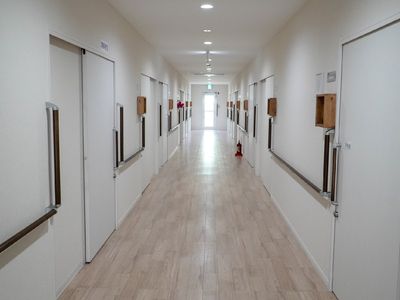 清潔感ある廊下