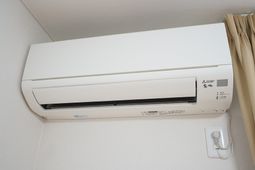 壁掛けエアコン