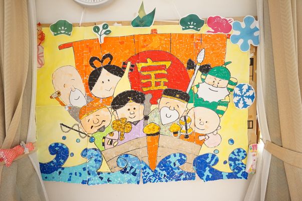 壁の明るい手作り絵