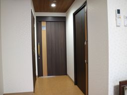 清潔な廊下の一角