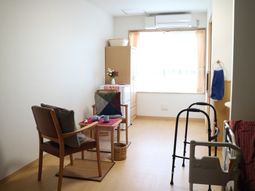 落ち着きのある居室空間