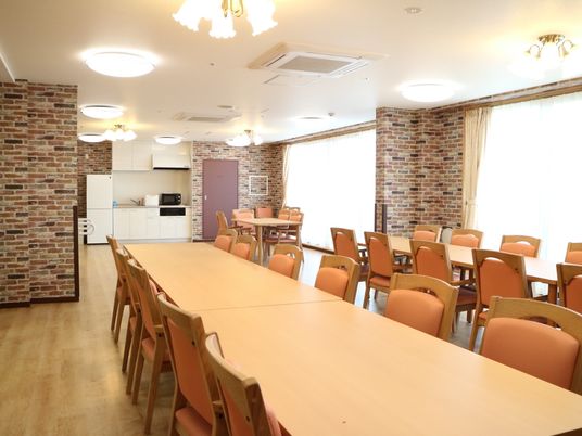 広々とした明るい居場所