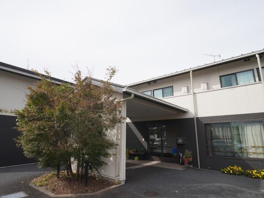 建物のエントランス  
