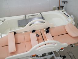 最新の浴室設備