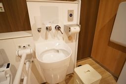清潔な洗面台の設備