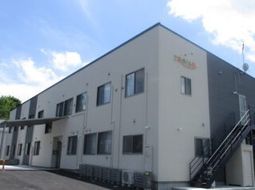 清潔感のある建物の外観