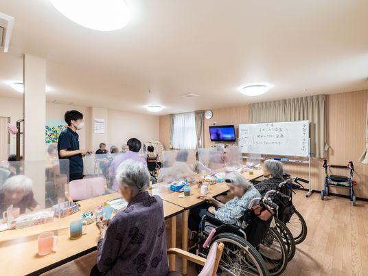 スタッフと入居者の活動室