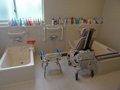 サポート充実の浴室設備