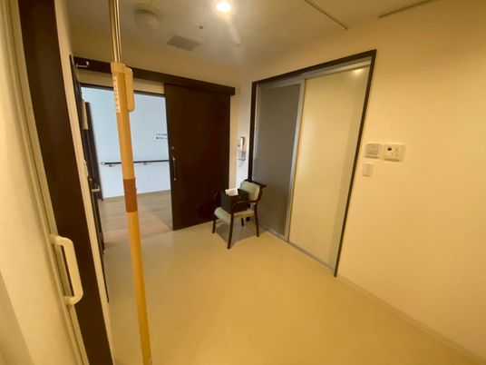 明るい小部屋