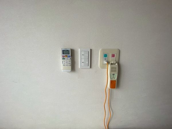 設備の壁面