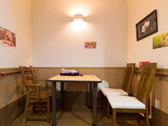  温かみのある休憩スペース  