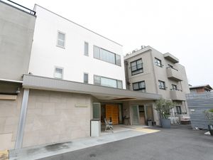 施設の外観風景