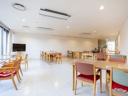 明るい食堂  