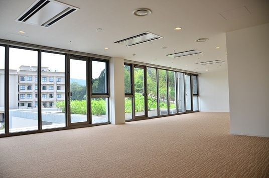 自然光が入る部屋